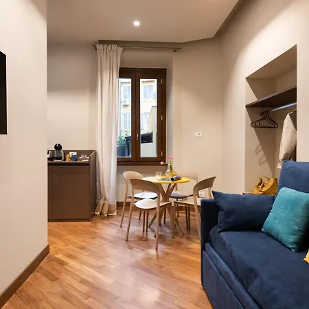 Circle In The Square Bed and Breakfast