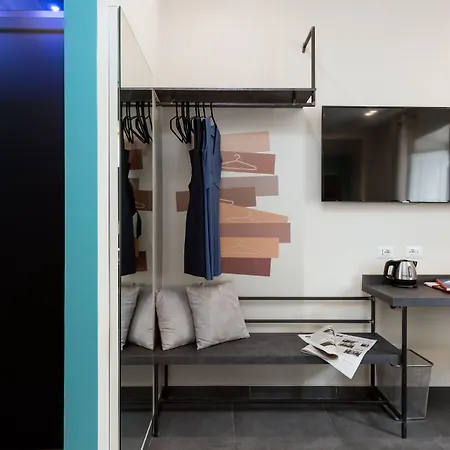 Circle In The Square Ρώμη