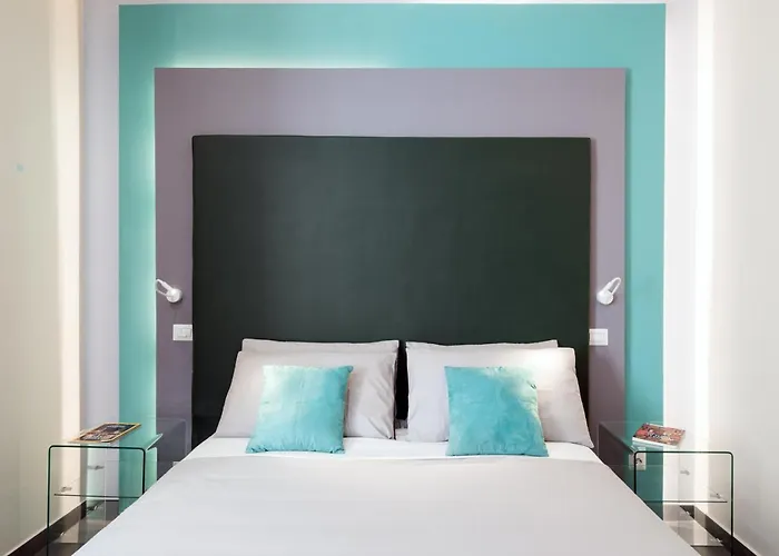 Circle In The Square Bed and Breakfast 4*