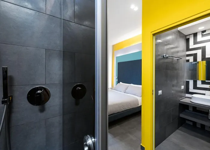 Circle In The Square Bed and Breakfast