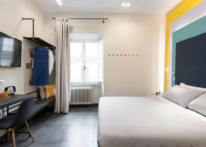 Bed and Breakfast Circle In The Square 4*