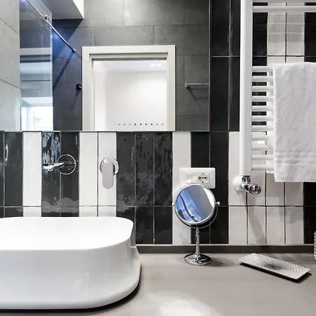 Circle In The Square Oda ve Kahvaltı