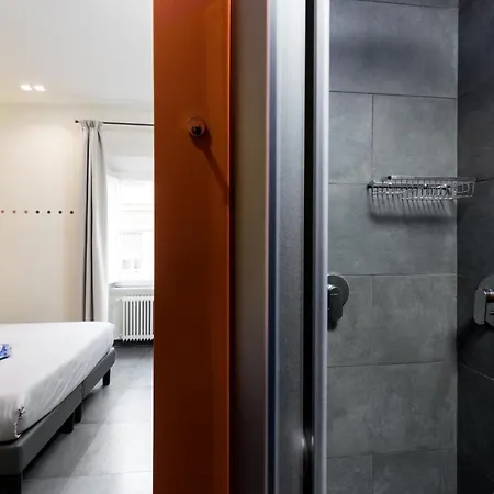 Circle In The Square Рим