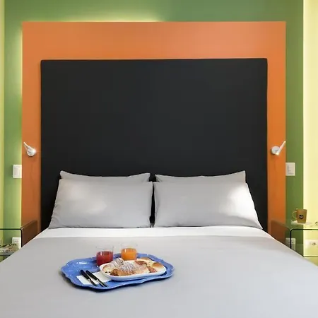 Circle In The Square 4*