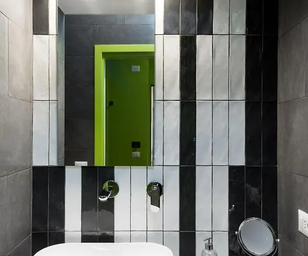 Circle In The Square Nocleg ze śniadaniem